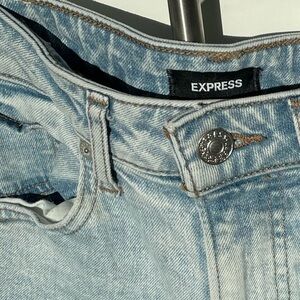 Express Boyfriend Jeans